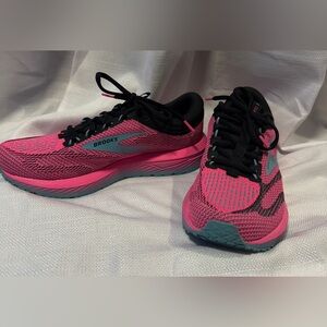 Brooks Revel 7 Womens Size 9
Pink Blue Athletic Running Walking
Shoes Sneakers